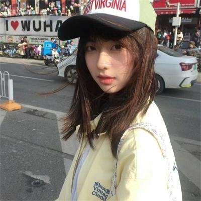 四月的女儿